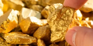 Oro rompe nuevo récord y supera los 5.500 dólares oro