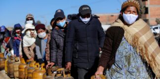 La crisis energética empuja a Bolivia a declarar emergencia social y abrir la importación de combustibles