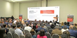 PROINVERSIÓN capacitó y brindó asistencia técnica a 910 entidades públicas en el año 2025