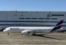 LATAM recibió su primer Boeing 787-9 con motores GEnx y acelera la renovación de su flota de largo alcance