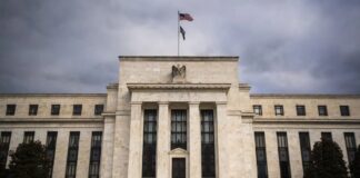 Crisis en la Fed, oro en récords y EEUU avanza sobre el petróleo venezolano