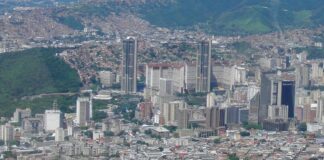 Deuda externa de Venezuela equivale a 193% del PIB y seguiría alta hasta 2037
