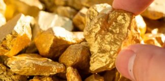 Oro supera los USD 4.500 por onza en medio de fuerte tensión geopolítica