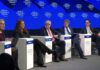 Julio Velarde participó en panel del Foro Económico Mundial