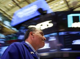 Wall Street modera el paso mientras Europa toma la delantera: mercados reconfiguran apuestas ante inflación persistente