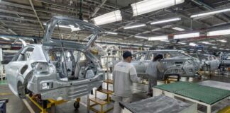 Stellantis suspende producción en El Palomar hasta marzo por caída de demanda