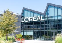 L’Oréal cierra 2025 con récord de crecimiento y márgenes pese a desafíos globales