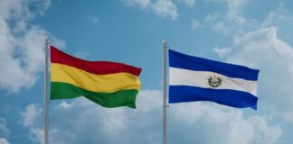 El Salvador y Bolivia fortalecen vínculos en aviación comercial