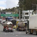 Guerra comercial entre Ecuador y Colombia pone en riesgo 300.000 empleos y el suministro de insumos de diálisis