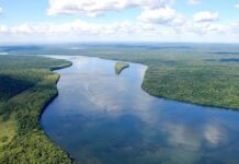 Argentina y tres países concentran una de las mayores reservas de agua dulce del mundo