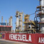 Recuperar la industria petrolera de Venezuela exigiría más de US$100.000 millones en inversiones