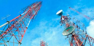 Reglamento ambiental en telecomunicaciones genera tensiones por impacto en inversiones y despliegue digital