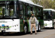San Isidro implementa buses eléctricos gratuitos en Lima en medio de crisis de combustible
