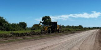 Argentina impulsa conectividad rural: inicia pavimentación clave de 18,5 km hacia Puerto Curtiembre tras décadas de espera
