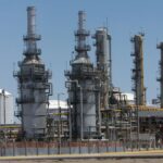 Osinergmin confirma inventarios suficientes de GLP y gasoholes pese a racionamiento de gas natural