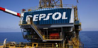 Repsol acuerda con Venezuela triplicar su producción de petróleo en tres años