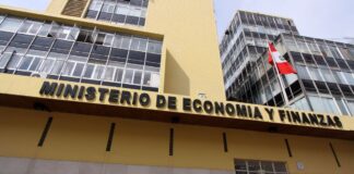MEF descarta ampliar presupuesto para gratificaciones y CTS de trabajadores CAS en 2026