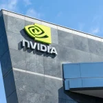 Nvidia cae tras resultados récord y evidencia mayor presión sobre las tecnológicas