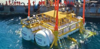 China pone en marcha el primer centro de datos submarino alimentado con energía eólica marina