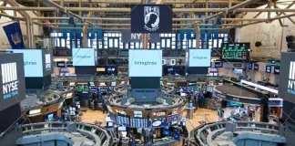 Wall Street supera los 75 billones de dólares pese a la presión geopolítica