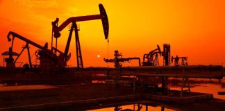 Petróleo mantiene alta volatilidad por tensión entre EE.UU. e Irán y riesgo en Ormuz