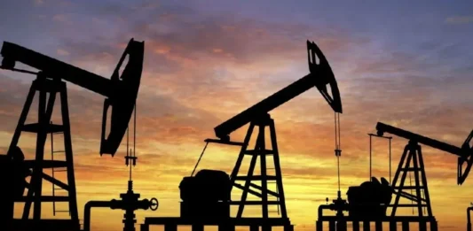 Mercados globales bajo presión: petróleo supera US$100 y bonos del G7 suben a máximos