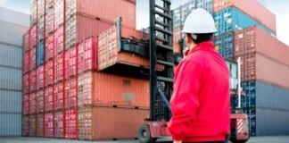 MEF modifica normas aduaneras para reducir costos y agilizar comercio exterior