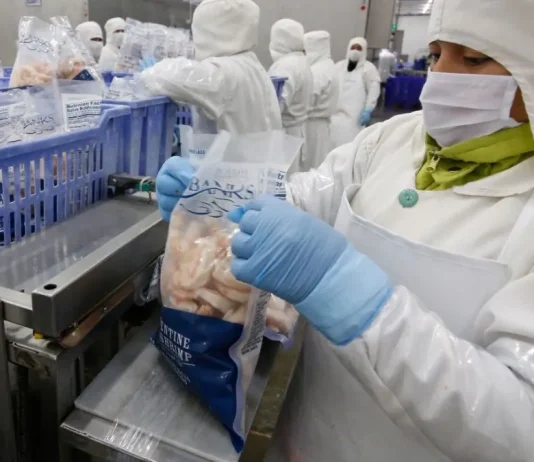 Registros sanitarios crecen 18.8 % y consolidan la comercialización segura de productos hidrobiológicos en el país