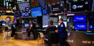 Rally bursátil gana fuerza pese a tensión en Ormuz y señales restrictivas de la Fed