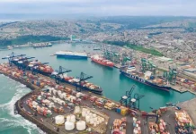Chile aprueba expansión de puerto San Antonio frente a competencia de Chancay