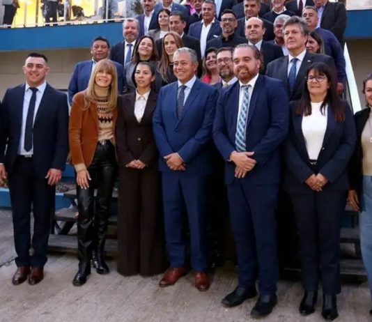 Chile busca convertir su infraestructura portuaria en vía de exportación para el gas de Vaca Muerta hacia Asia