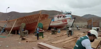 Pucusana: denuncian red de astilleros clandestinos y expansión de pesca ilegal en Lima