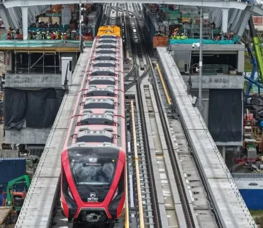 China envía 20 trenes eléctricos para el Metro de Bogotá