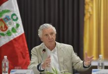 CCL respalda al canciller Carlos Pareja y pide respeto al debido proceso ante denuncia constitucional