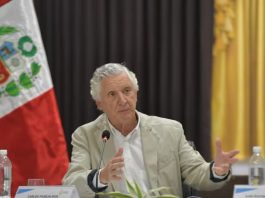 CCL respalda al canciller Carlos Pareja y pide respeto al debido proceso ante denuncia constitucional