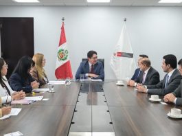 Perú y Qatar avanzan negociaciones para posible ruta aérea directa Lima–Doha con Qatar Airways