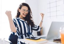 Desarrollo profesional desplaza al salario como principal factor de valoración laboral, según estudio de Bumeran