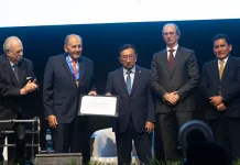 En sus 130 aniversario, la SNI entrega Medalla al Mérito Industrial a Jorge Rodríguez Rodríguez, fundador del Grupo Gloria