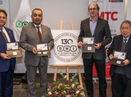 Ministerio de Transportes y Serpost presentan matasello conmemorativo por los 130 años de la SNI