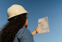 Mujeres en la ingeniería: ¿Cómo la construcción sostenible impulsa el talento femenino?