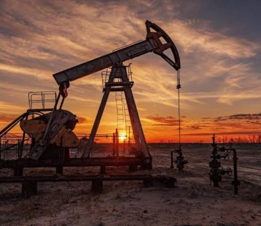 Producción de petróleo en el Perú cae 79% en 34 años y evidencia crisis del sector, advierte SPH