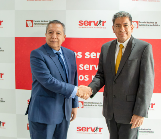 SERVIR y EsSalud impulsan la profesionalización de sus directivos para mejorar la atención en salud