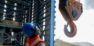 Antapaccay alcanza el 100% de certificación de grúas estacionarias y fortalece la seguridad operativa