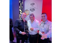Los buenos vinos acompañan sabrosos platos