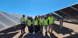 Grupo Enhol recibió a estudiantes de la UNI y la UPC en su proyecto solar Illa en Arequipa