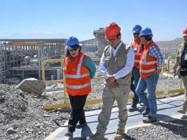 Ministro de Energía y Minas supervisa operaciones de Cerro Verde en Arequipa