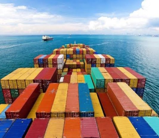Exportaciones peruanas crecieron 37% y superaron los US$ 45.000 millones entre enero y mayo