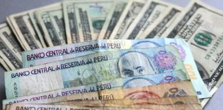 Empresas peruanas aún esperan días para disponer de los dólares que generan en el exterior