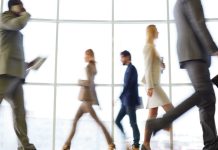 Alta movilidad laboral presiona a las empresas en Perú: retener talento ya no depende solo del salario