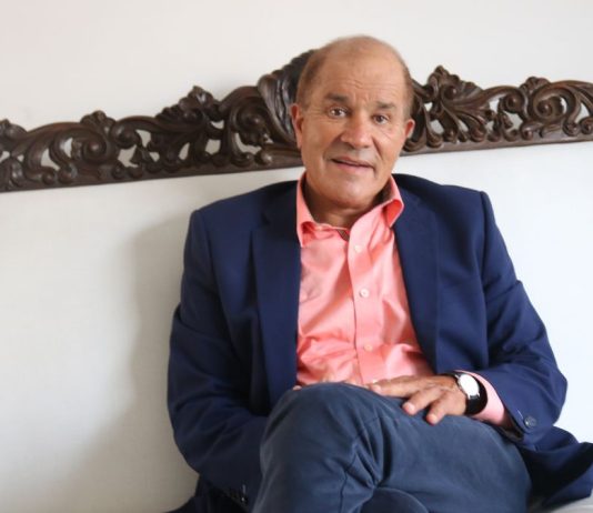 Alejandro Indacochea plantea reformas urgentes para recuperar el rumbo económico
